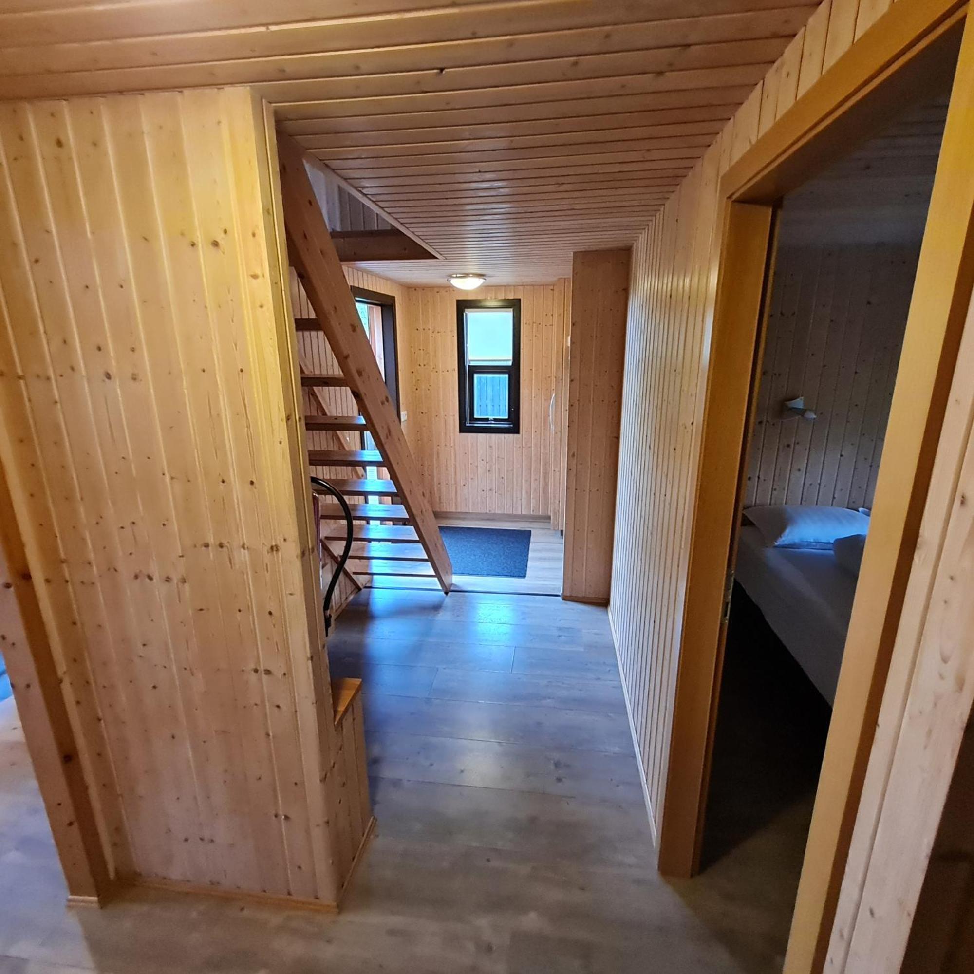 Minniborgir Cabins Exterior photo